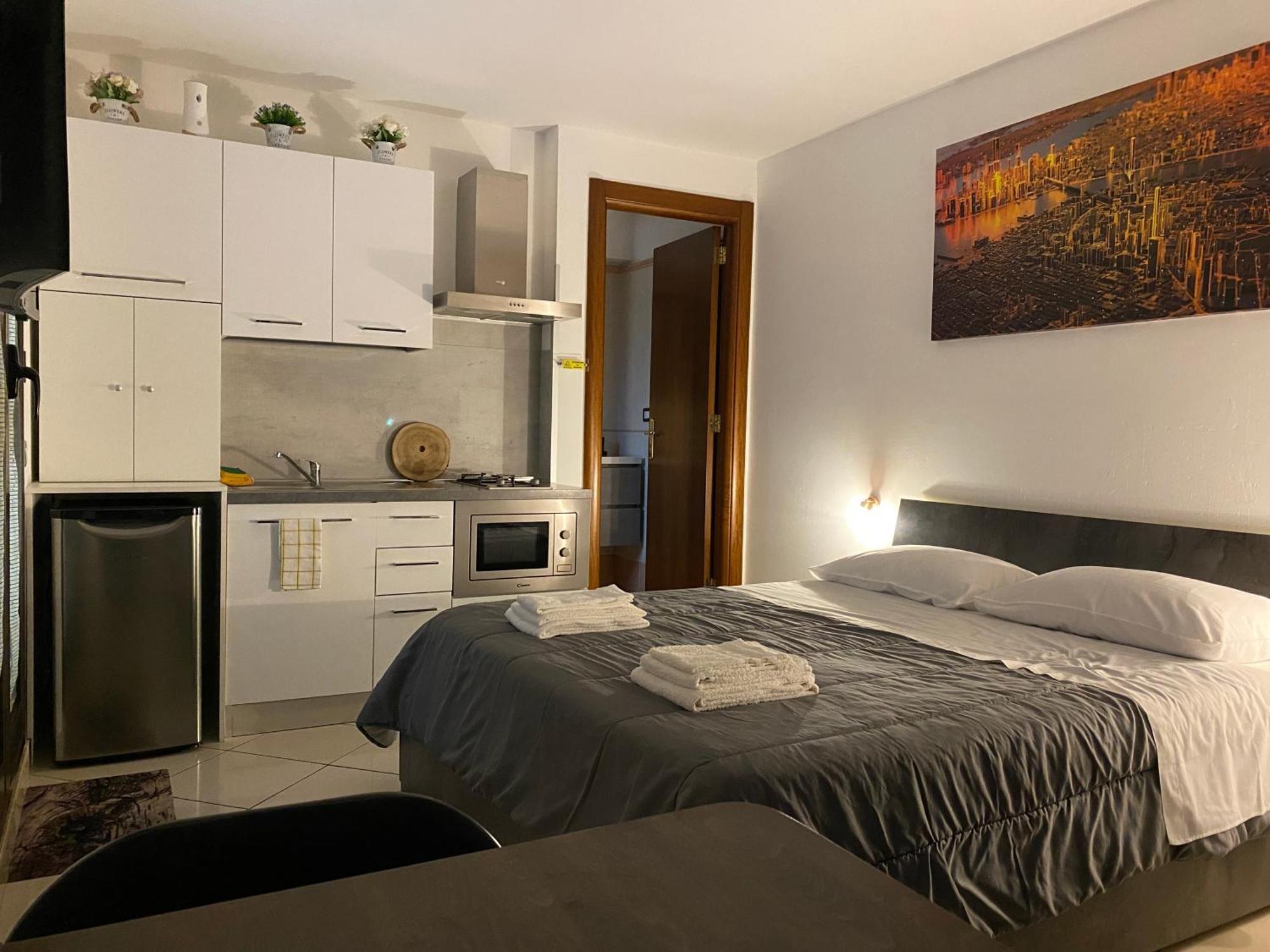 Room Mazzini Lecce Ngoại thất bức ảnh